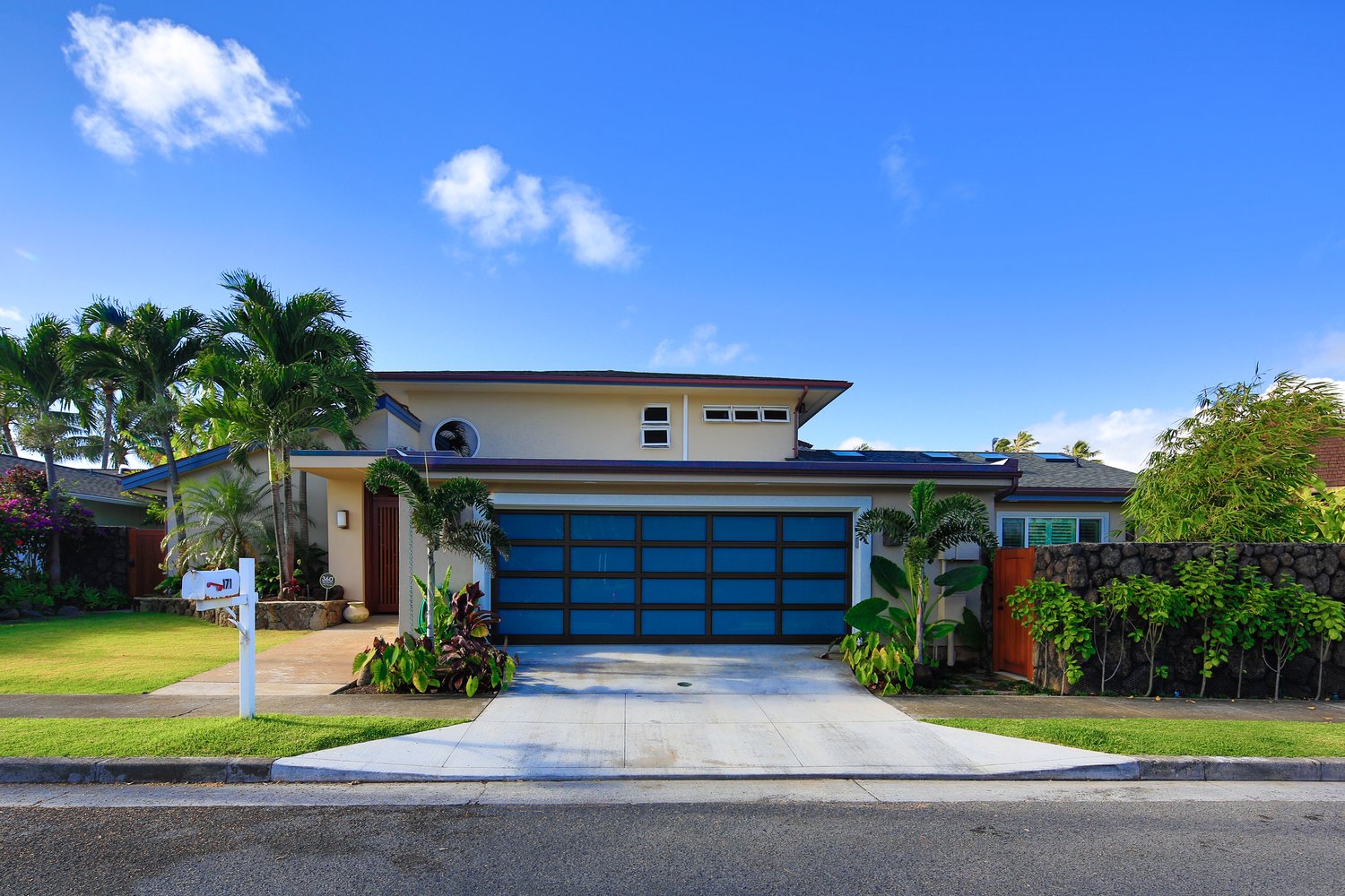 Raynor Garage Doors, Premier Authorized Raynor Dealer Kansas City